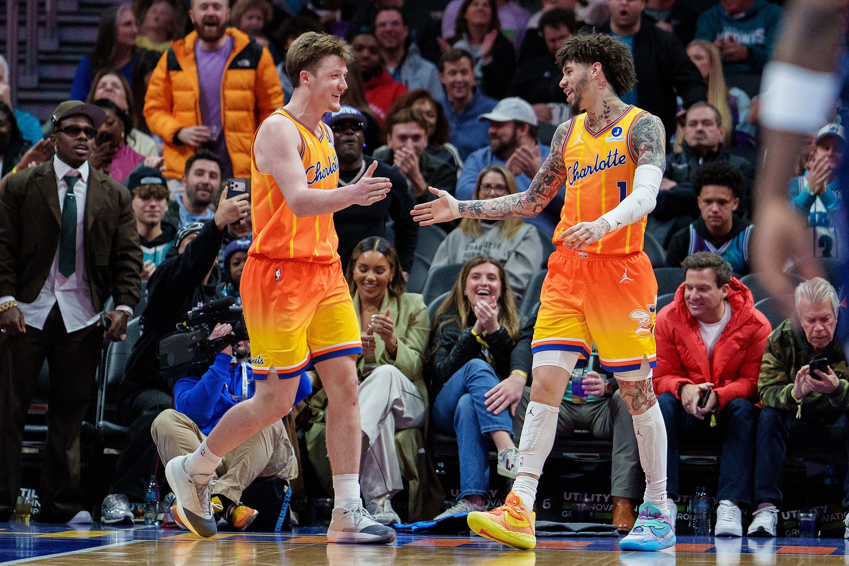 kaiyun中国官网-NBA彩经：开拓者不敌黄蜂 热火难阻火箭 勇士击退湖人